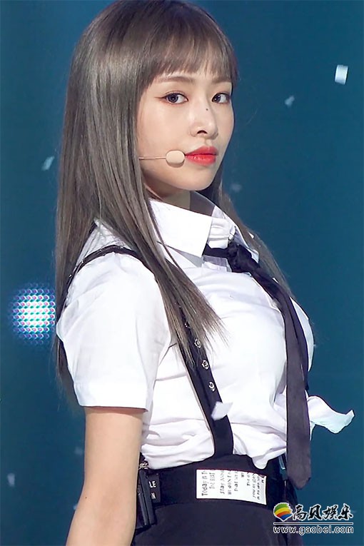 APRIL 饭拍秀 拍摄日期：20200502【6合集 1.67 GB】