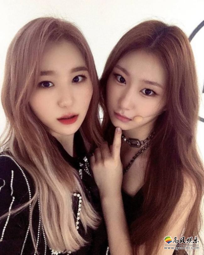IZONE李彩演、ITZY李彩领合影曝光，颜值＋舞技在线“姐妹花”吸引目光