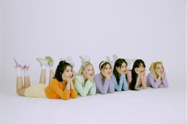 GFriend公开新专辑最后一个版本概念照，成员们展现各自俏皮可爱的魅力