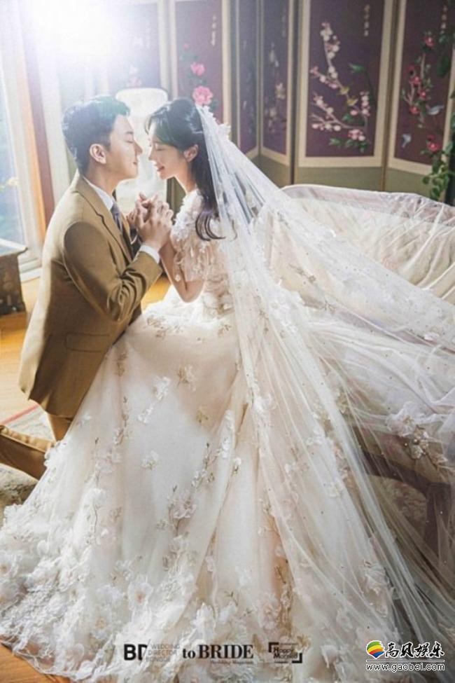 裴涩琪与沈理燮公布结婚消息：两人原本计划在九月结婚因疫情推迟到现在