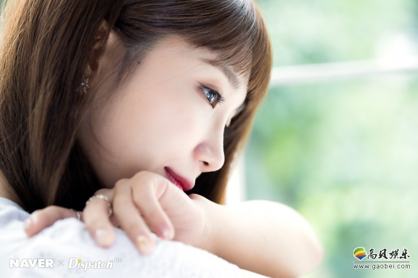Eun Ji郑恩地通过哪个女团成员选拔试镜正式出道？何时改为现在的名字？