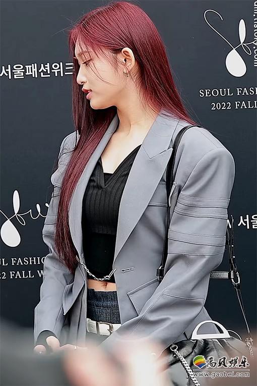 IVE 饭拍秀 拍摄日期：20220318【3合集 241 MB】