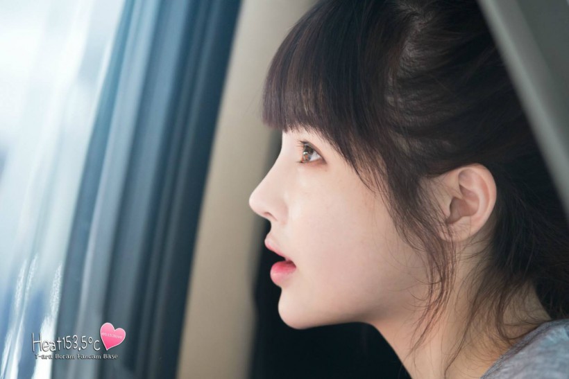 Jeon Bo Ram全宝蓝跟随哪个女团出道？她在组合中拥有怎样的童颜美貌？