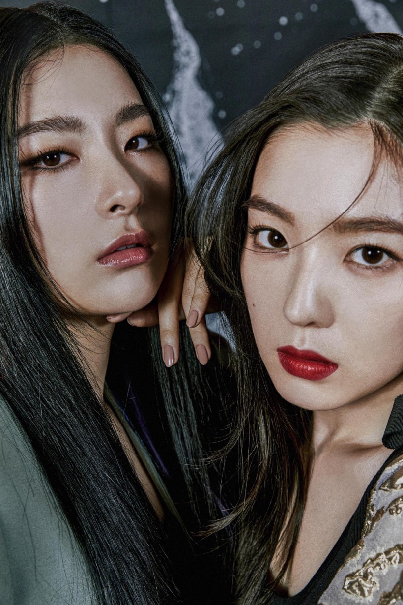 IRENE&SEULGI是由哪两名成员组成？组合名称来源于哪两人的英文艺名？