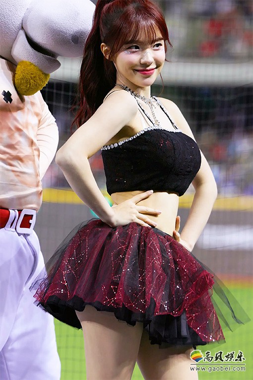 啦啦队 饭拍秀 [ID137773版本]【20合集 867 MB】