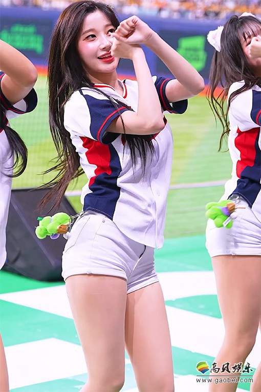 啦啦队 饭拍秀 [ID137969版本]【20合集 2.29 GB】